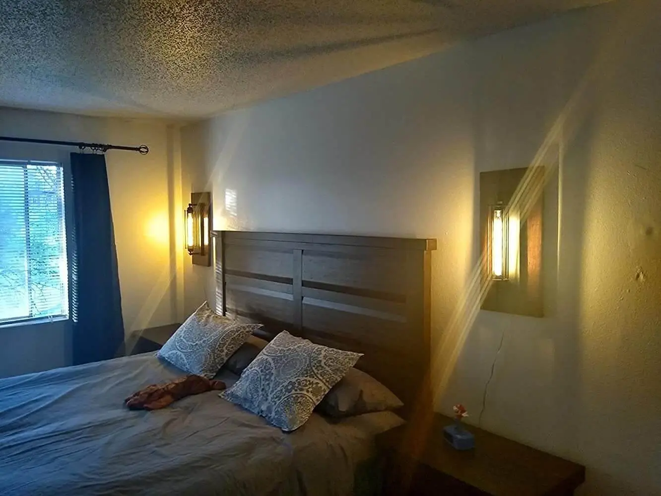 Country Wall Lamp - Image 6